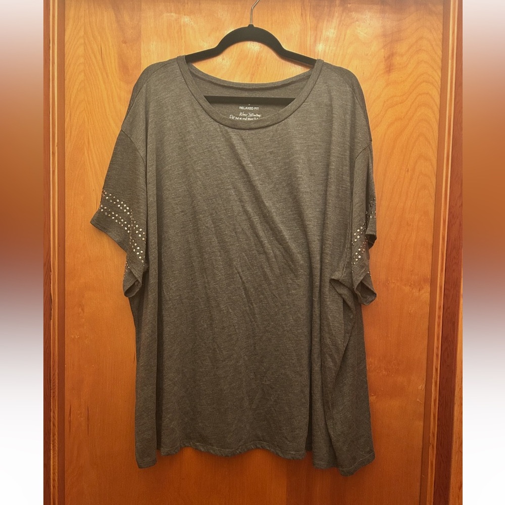 Relaxed Fit Women's Gray Short Sleeve Top with Stud Detail